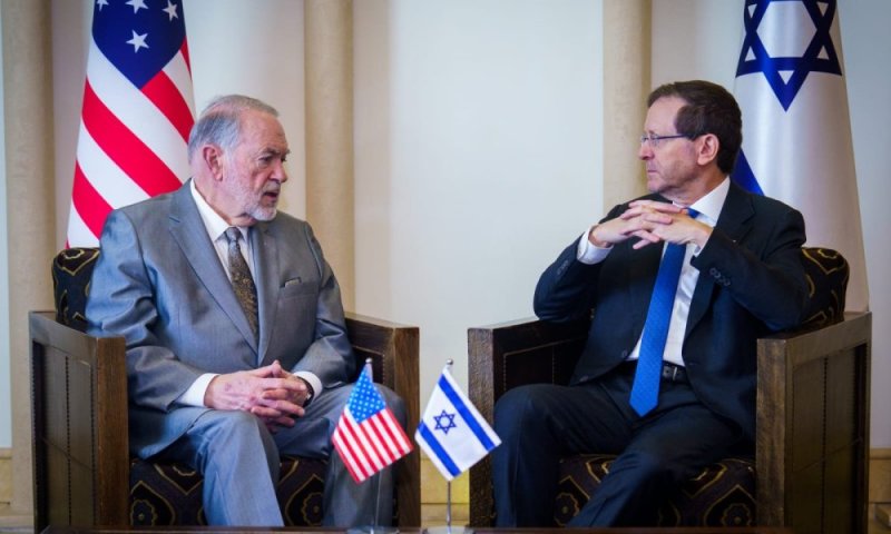 בלי התייחסות לחנינה: הרצוג נפגש עם שגריר ארה"ב בישראל