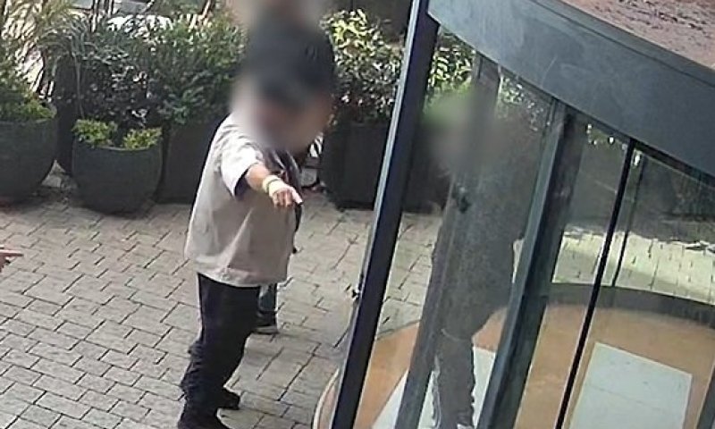 דרמה בלב כפר סבא: מחבל משוחרר מעסקת שליט נעצר בקניון 