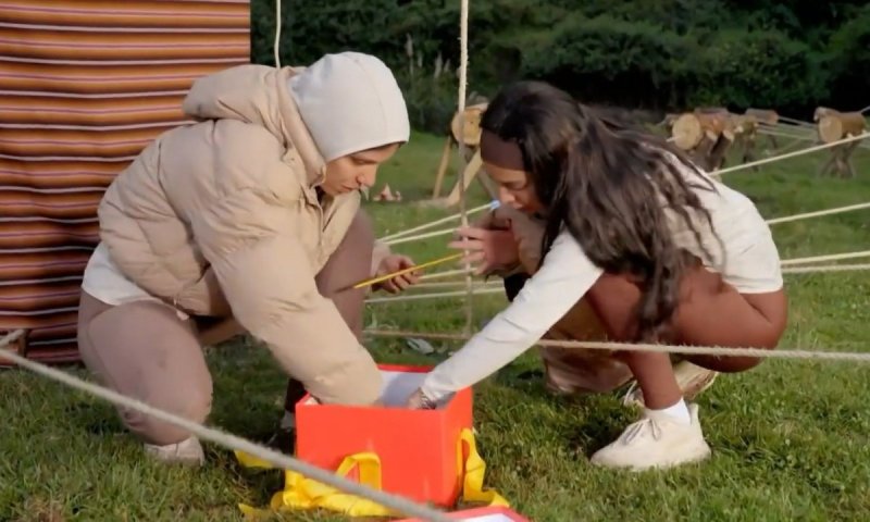 המתמודד שנאלץ לשים מסיכת חמצן ב"מירוץ": "אני לא יכול לנשום"