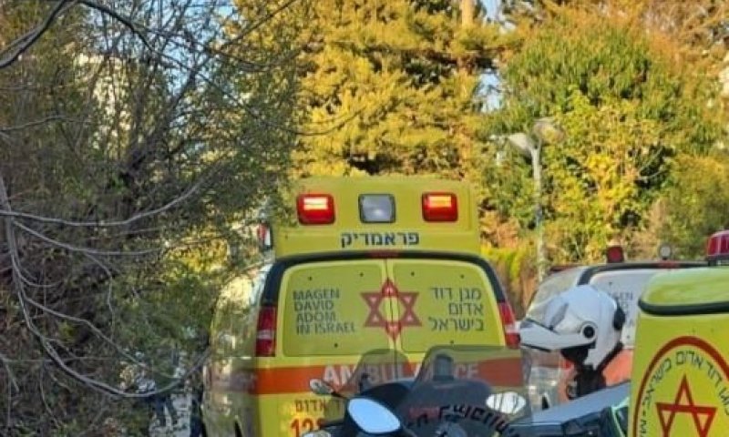 צעיר נהרג מירי בבית פרטי באזור: שניים עוכבו לחקירה