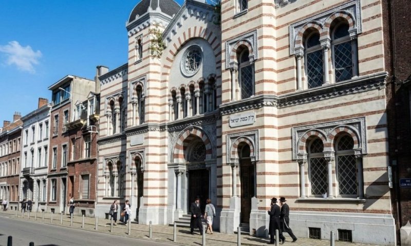 חשד לתקיפה אנטשמית: פיצוץ עז מחוץ לבית כנסת בבלגיה 