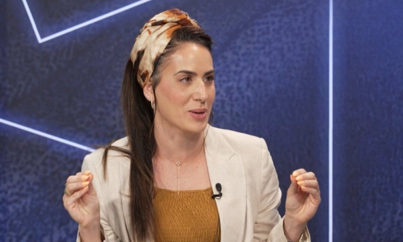 יועצת המיניות שוברת מיתוס: "כפיות זה אוברייטד"
