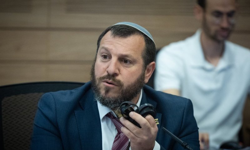 השר אליהו: בניגוד לתדרוכים - בקשת החנינה של נתניהו רצינית