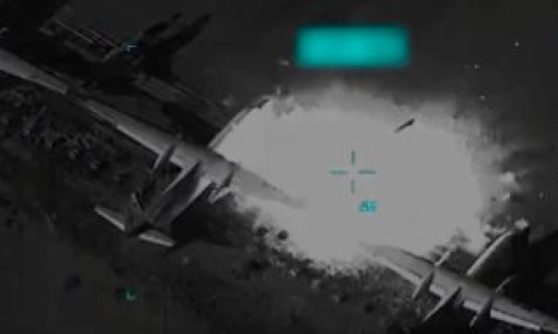 בלי הפסקה: ארה"ב משמידה את שאריות חיל האוויר האיראני