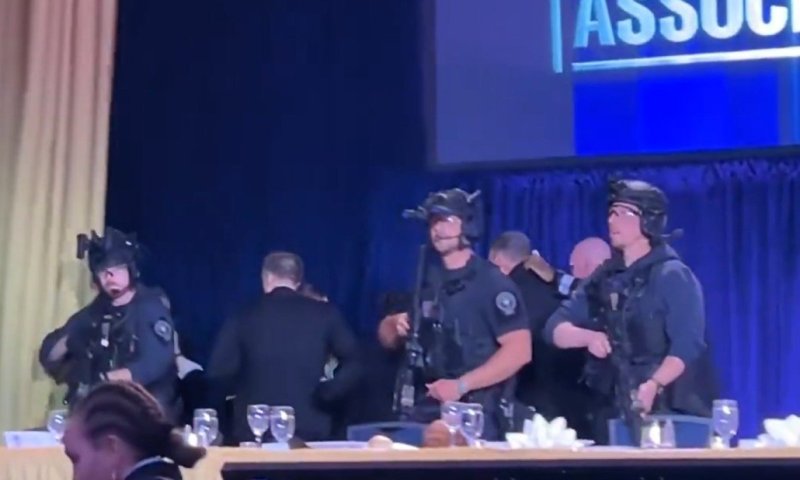 הנשיא טראמפ פונה בתוך שניות: פרטים חדשים מהדרמה בוושינגטון