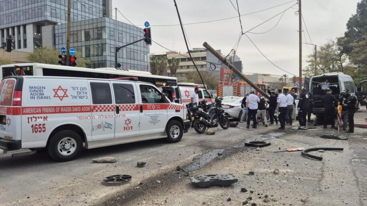 באר שבע: 14 נפצעו לאחר שרכב הסעות התנגש בעמוד בכביש - סרוגים