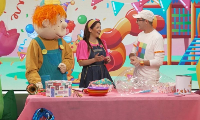 כל הילדים מוזמנים: בשכונה של אביה - ספיישל פורים