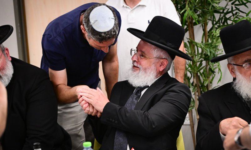  "התוצאה בבחירות נקבעה מראש - אבל הרב זבדיה ראוי"