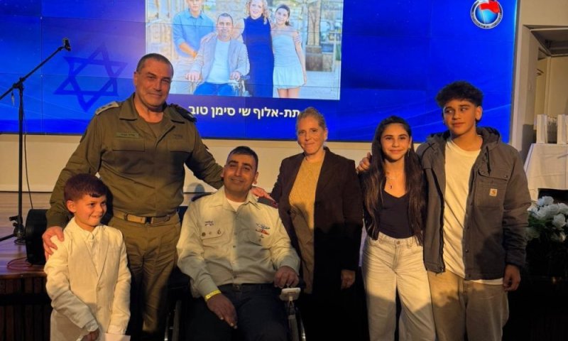 צבא של גיבורים: הדרגות החדשות של אבינועם אמונה ושי סימן-טוב