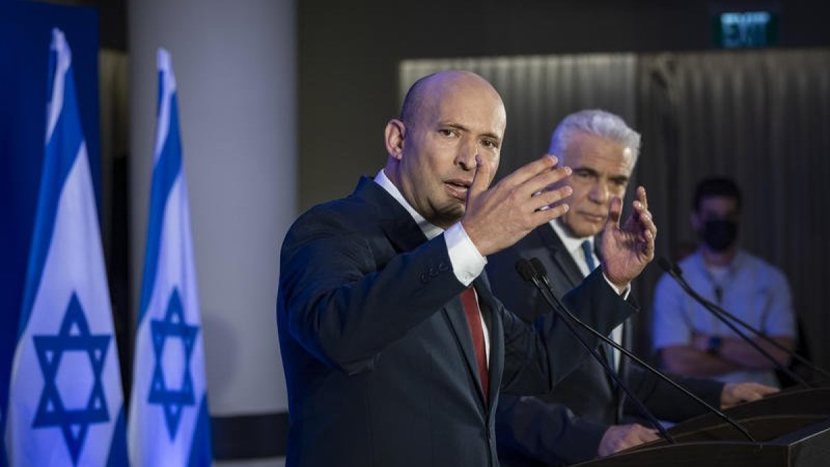 בנט לפעילי יש עתיד: 