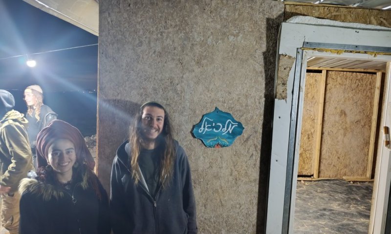 בפעם השנייה תוך שבוע: הרס בגבעת "שירת ציון", 5 נפצעו בפינוי