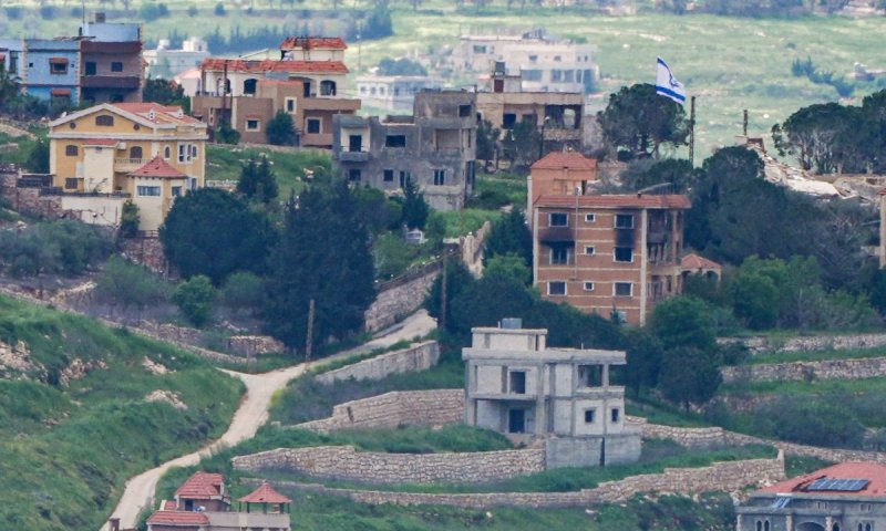 דו"צ בערבית מזהיר את הלבנונים: אל תחזרו לכפרים