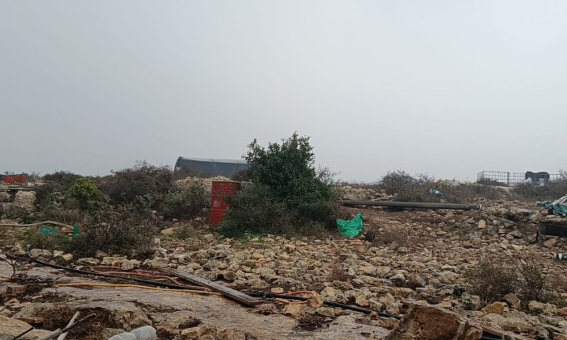 ערבי יידה אבן לראשו של מתיישב ופצע אותו &ndash; התוקף שוחרר 