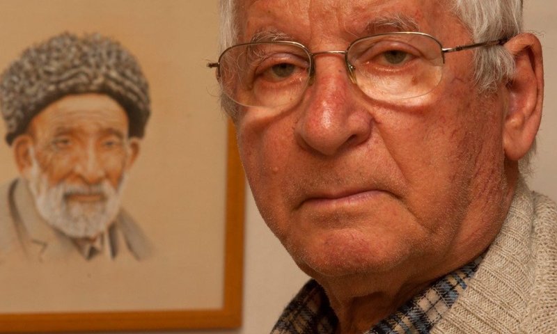 "אלוקים עשה לי נס": שורד השואה והאמן שראה את המוות - וניצח