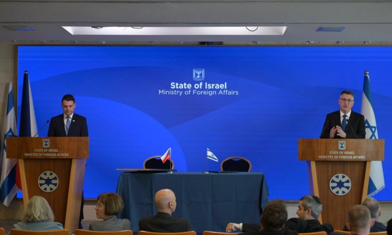 שר החוץ האירופי: "ליברלים לא יודעים מול מה ישראל מתמודדת"