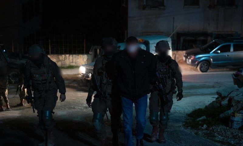 ניסה להשליך מטען חבלה וחוסל | צפו בפעילות צה"ל בשומרון