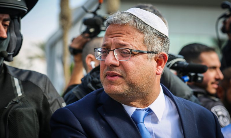 בן גביר תוקף את היועמ"שית על חקירת פוגל