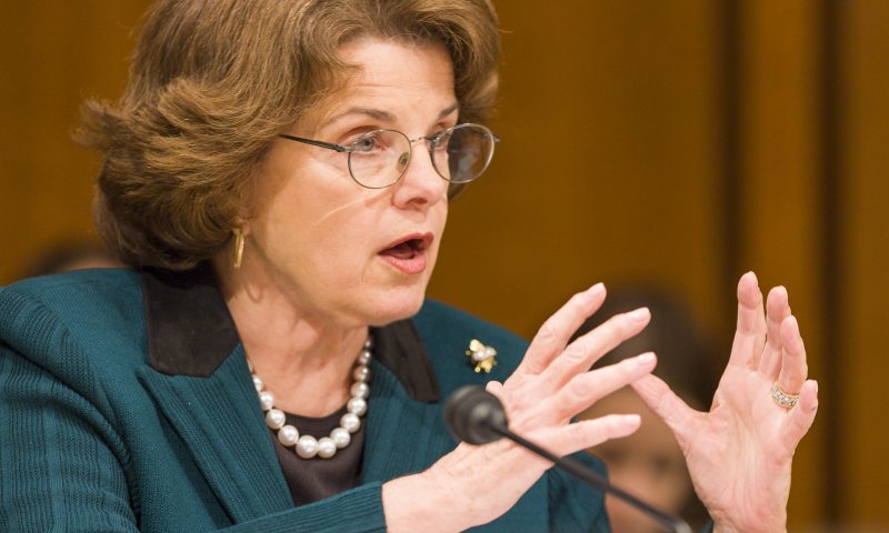 הלכה לעולמה הסנאטורית הוותיקה דיאן פיינסטיין