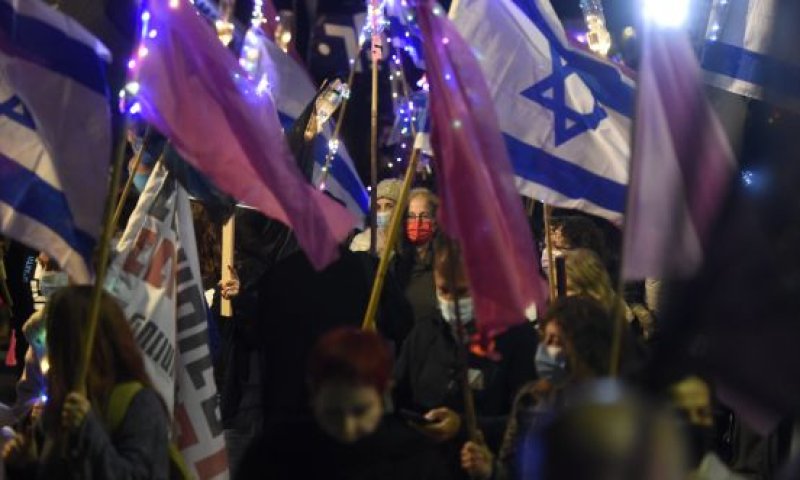 פרשת פצצות התאורה לבית רה"מ: החשודים שוחררו למעצר בית