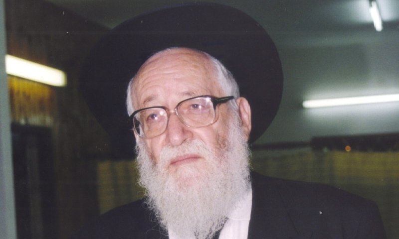 שלושת הרבנים הסרוגים יונצחו בעיר חיפה