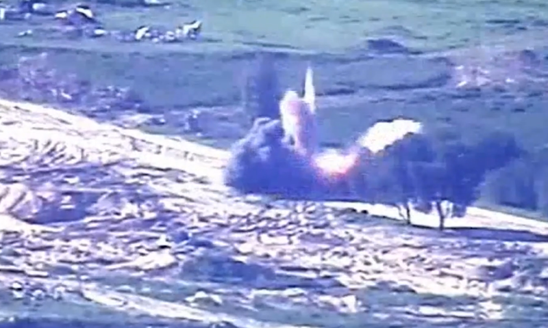 אש קומנדו: המחבלים ניסו להטמין מטען וחוסלו | צפו