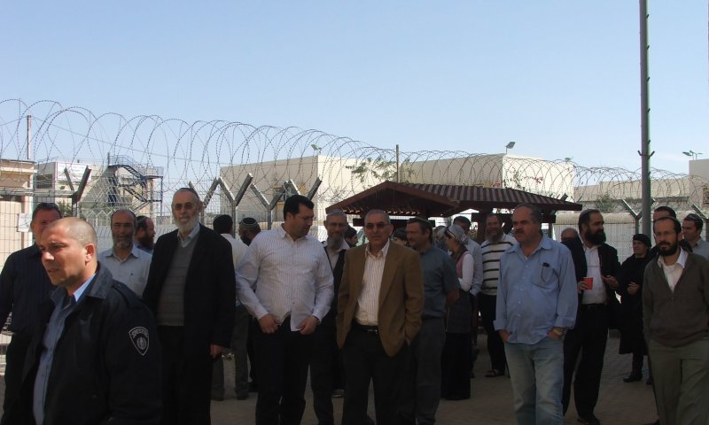 ראשי ישיבות בני עקיבא מאחורי הסורגים