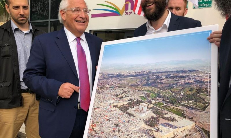 ה'פלסטינים' זועמים על תמונה שפרסם פרידמן