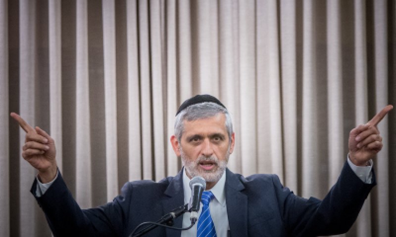 "אנשים מפחדים לדבר": אלי ישי שובר שתיקה