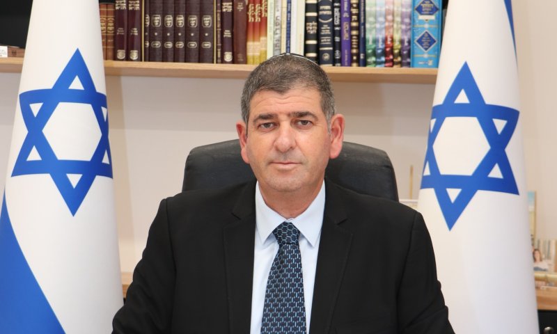 "חזירים ונבלות"? החרפה היא כולה שלך, מר בלוי /תגובה