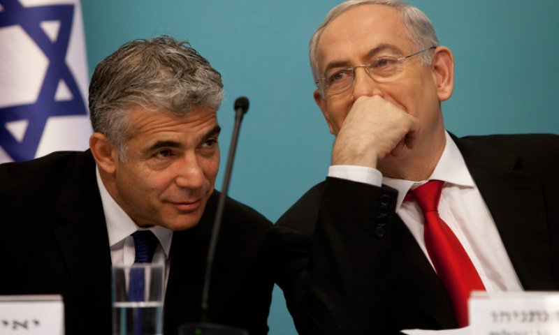 עמית סגל: האינטרס המשותף של לפיד ונתניהו