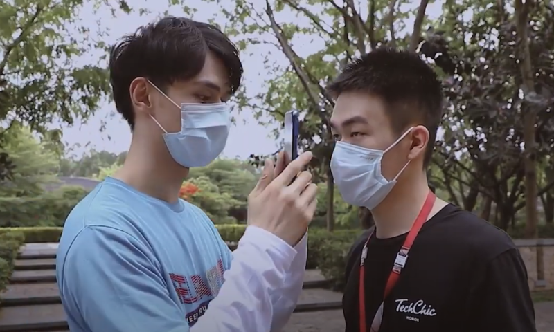 מיוחד לקורונה: סמארטפון חדש משמש גם כמדחום