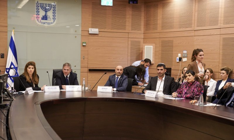 אחרי דיון סוער: נבחרו רק 4 סגני יו"ר כנסת זמניים