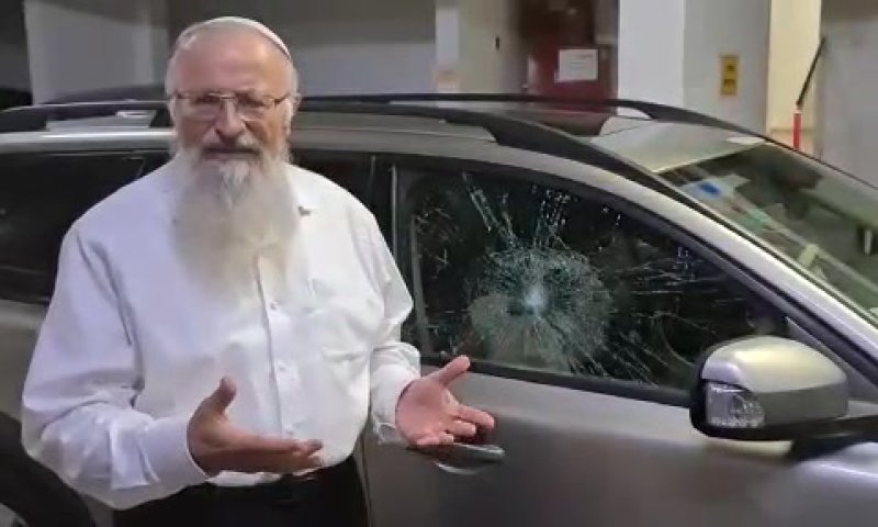 נעצרו שני ערבים שיידו אבנים על הרב שמואל אליהו