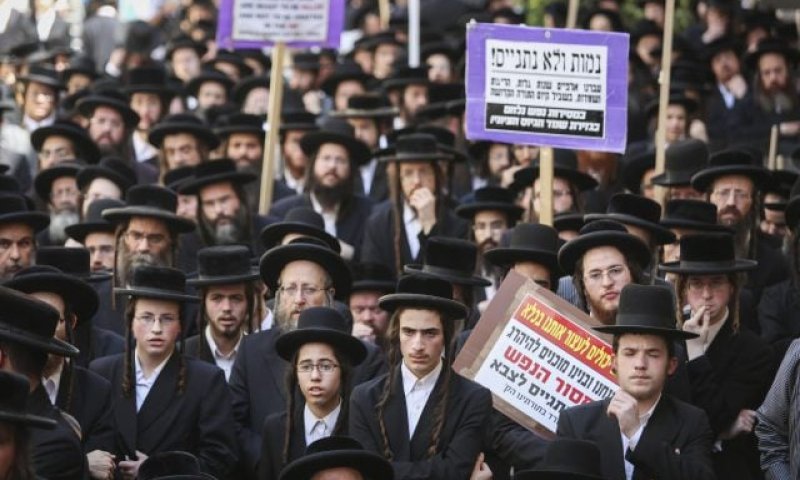 משבר הגיוס: הוגשה עתירת אימהות נגד הפטור לחרדים