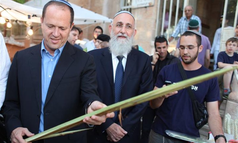 ברקת בשוק ארבעת המינים: ירושלים מאוחדת בחג הסוכות