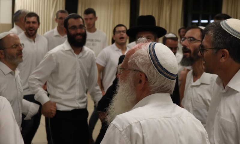 ראש הישיבה הסרוגה יקבל ד"ר לשם כבוד