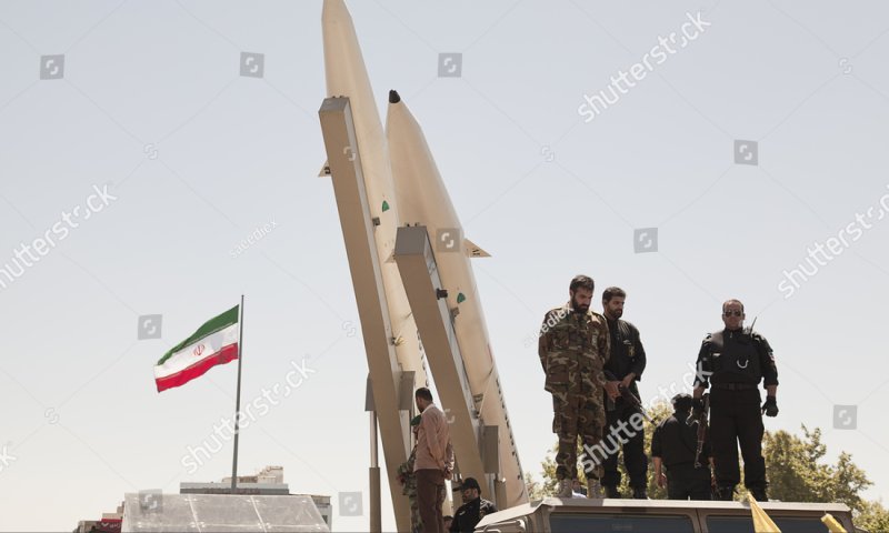 אנשי משמרות המהפכה נהרגו בהתקלות עם חמושים