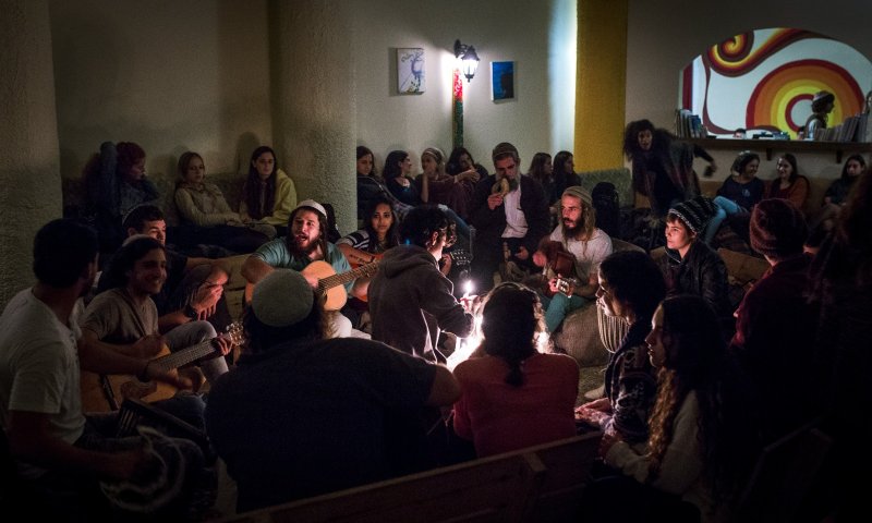 הזולה של חצרוני בשיר לכבוד יום ירושלים