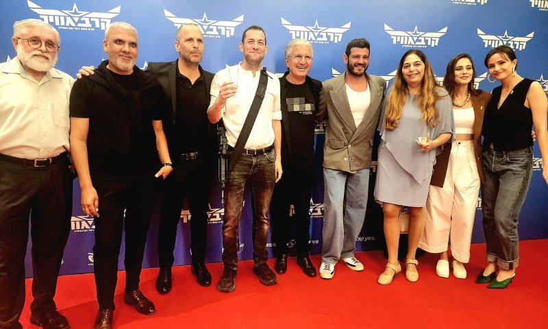 בהשתתפות נכבדים: הקרנת בכורה חגיגית ל"קרב אוויר"