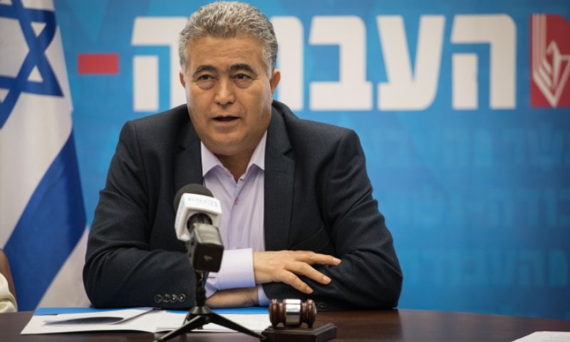 דרעי נפגש עם פרץ: לחץ להצטרפות לממשלת נתניהו