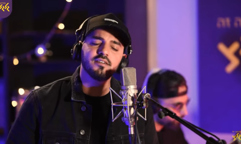 צפו: איתי לוי עושה דין דין אביב