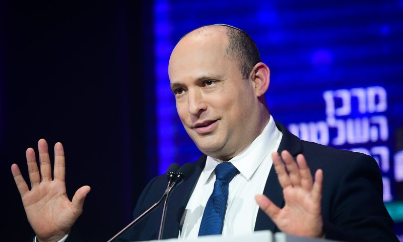 בנט: מלחמת הפייק נגד אלרעי פרייס צריכה להיפסק