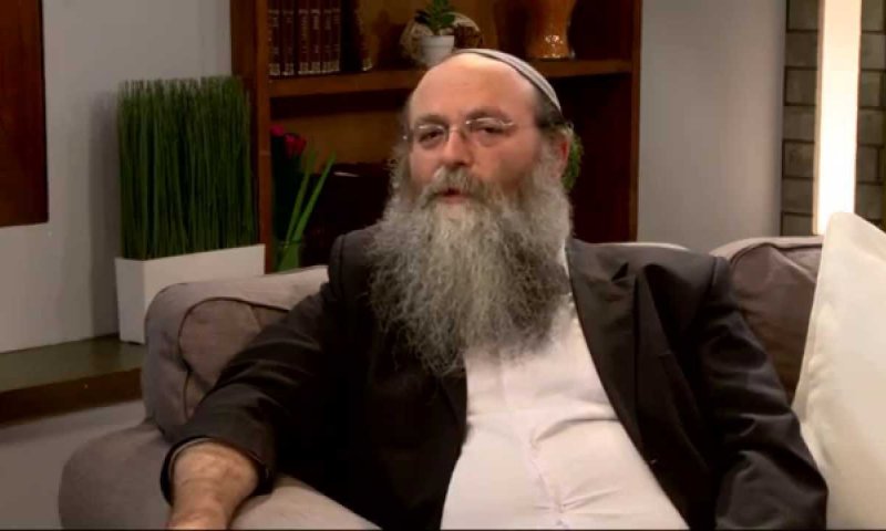 הרב בורשטיין הסיר את מועמדותו למועצת הרבנות