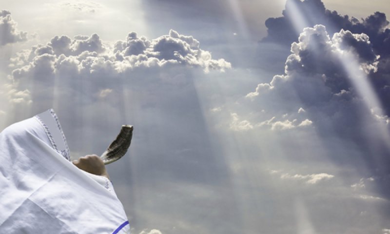 המטרה היא לא להישאר ביום כיפור אלא לשוב ממנו