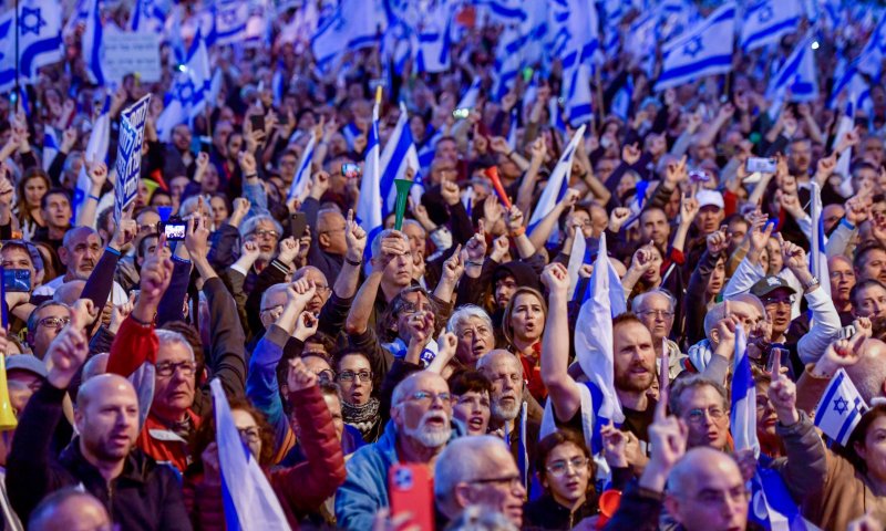 מובילי המחאה מסמנים את החרדים כמטרה: &rdquo;זה נגמר&rdquo;