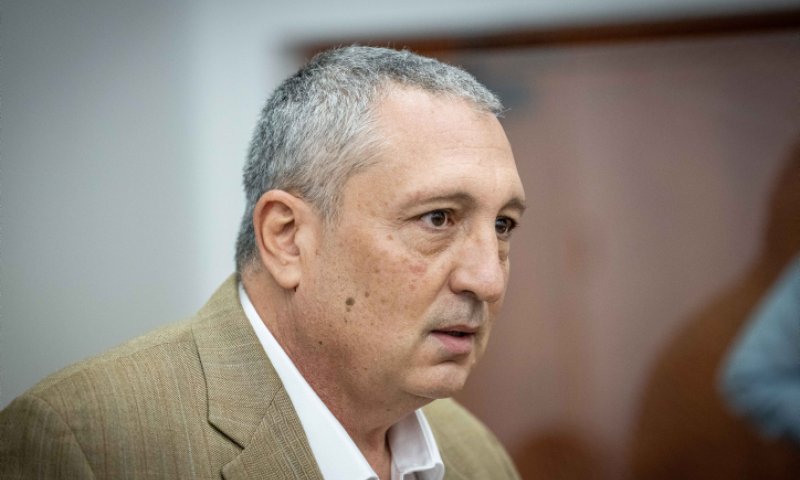 עדות ניר חפץ: "נתניהו ניסה לשדוד את כספי המדינה"