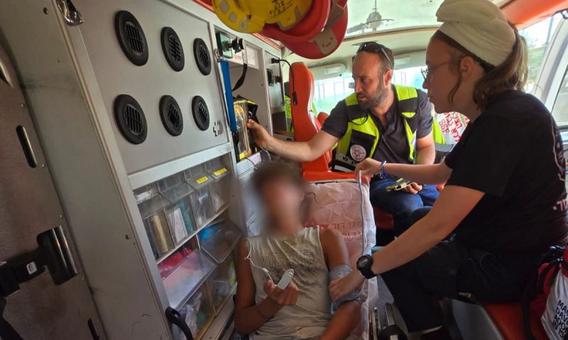 נער יהודי נפגע בפניו לאחר שערבים יידו אבנים לעברו