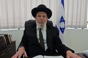 הרב הראשי לישראל מגנה בחריפות את ההתפרעויות של החרדים