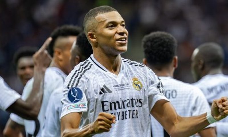 נעל הזהב ביד, אבל מה עם התארים? הדילמה של אמבפה