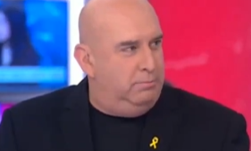 ניר דבורי נזף במגיש בשידור: "מה אתה אומר?". צפו